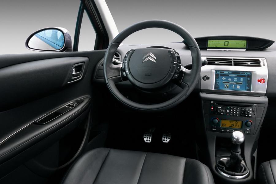  Citroen C4 2005 года  (фото 69 из 150)